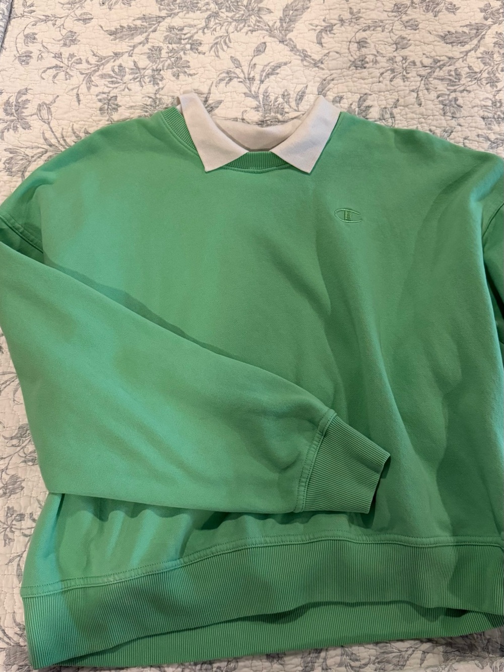 Champion Green Sweatshirt with White Collar Trim